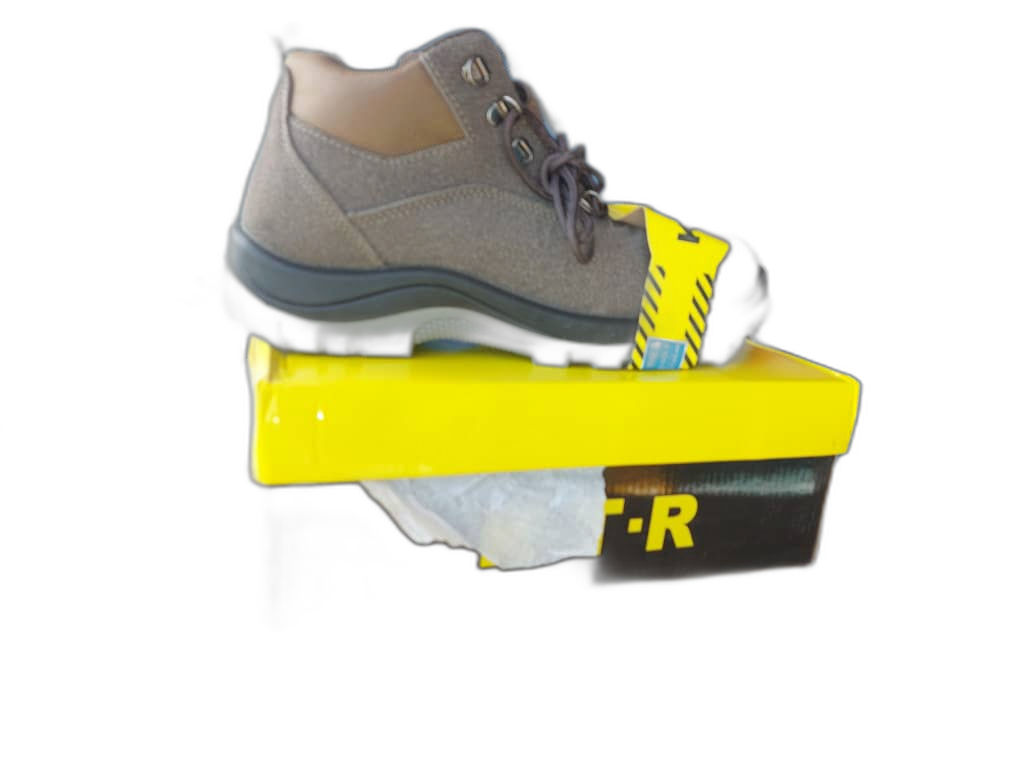Chaussures de securite beige T-R